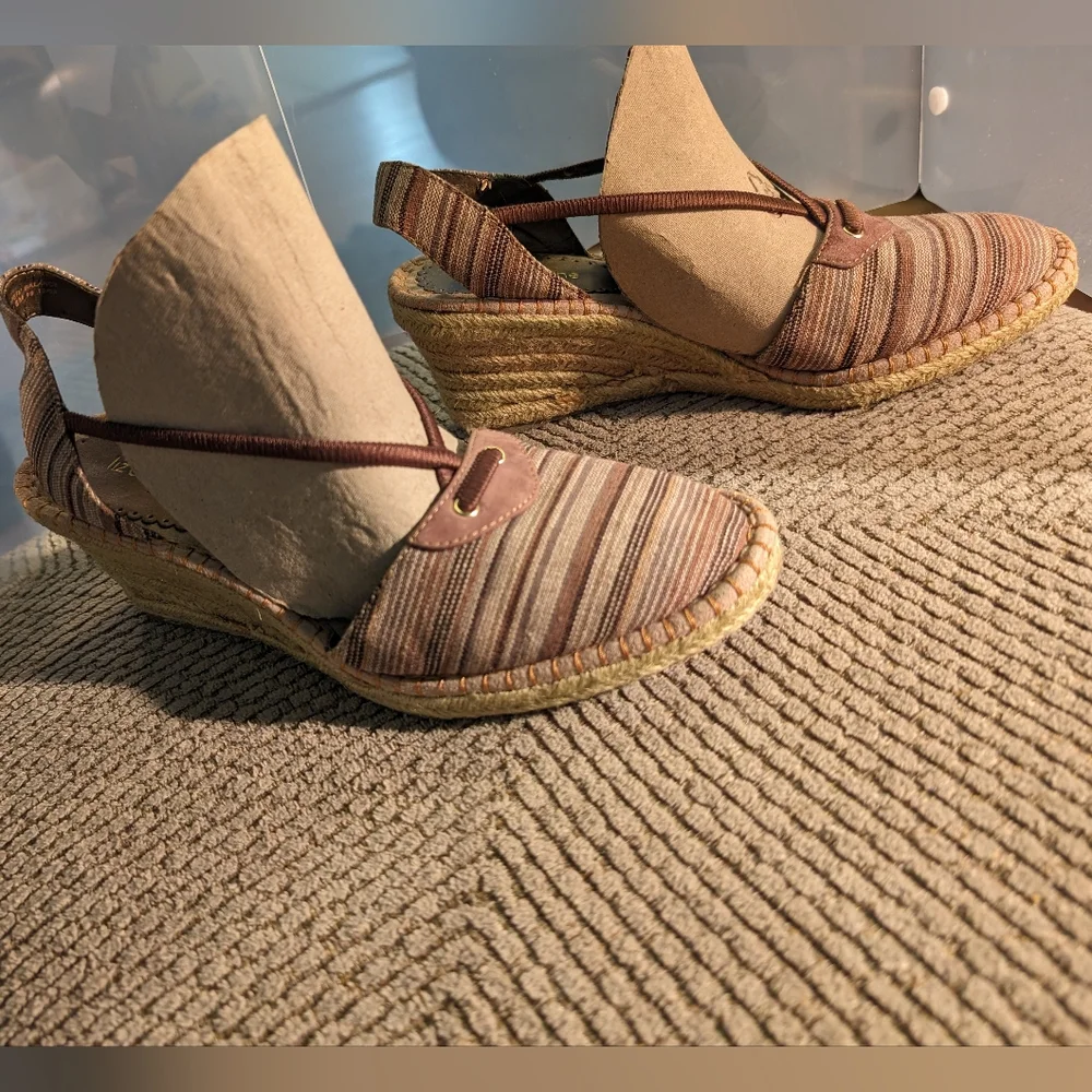 Liz Claiborne Brynn 8 vintage canvasleather captoe espadrille platform 2.5